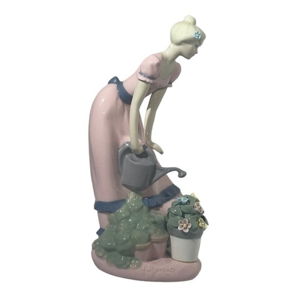 Vintage Porcelain Figure Patricia of the Primroses by Lladro artist Fulgencio Ga